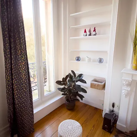 Διαμέρισμα Le Chic Haussmann - 3 Min Naval Group & Local A Velos, Intendance Luxury Host